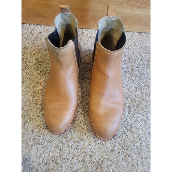 Adelante Shoe Co Leather Chelsea Boot sz 11.5 B The Mendoza in desert light tan - Picture 2 of 9